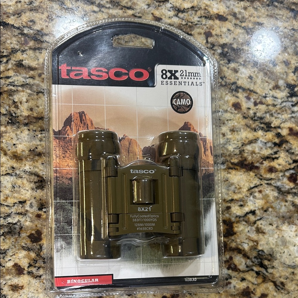NEW IN PKG Tasco Camo Binoculars 8x21mm